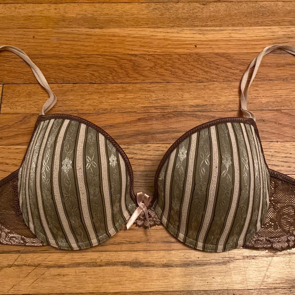 Gorgeous Striped Satin Bra Sz 34C
